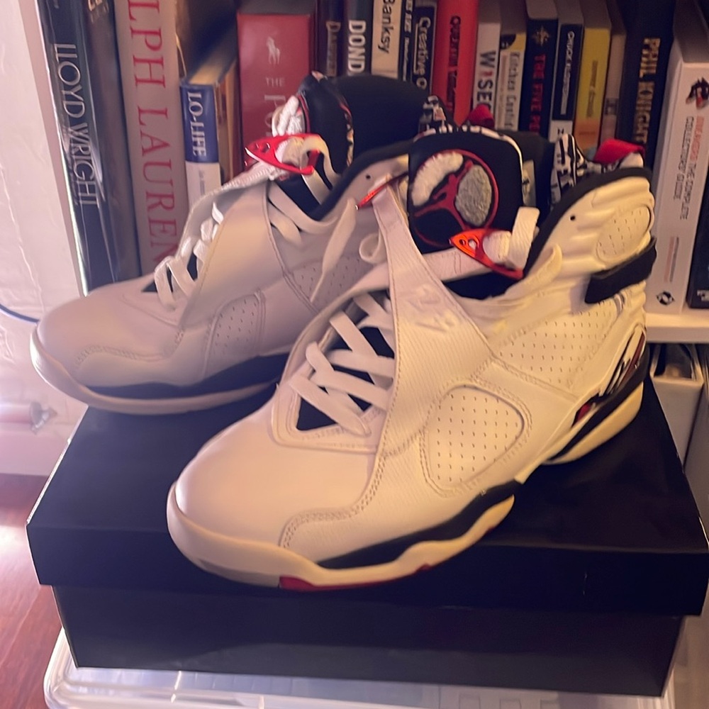 Air Jordan 8 “Bugs Bunny” (men’s 9)
